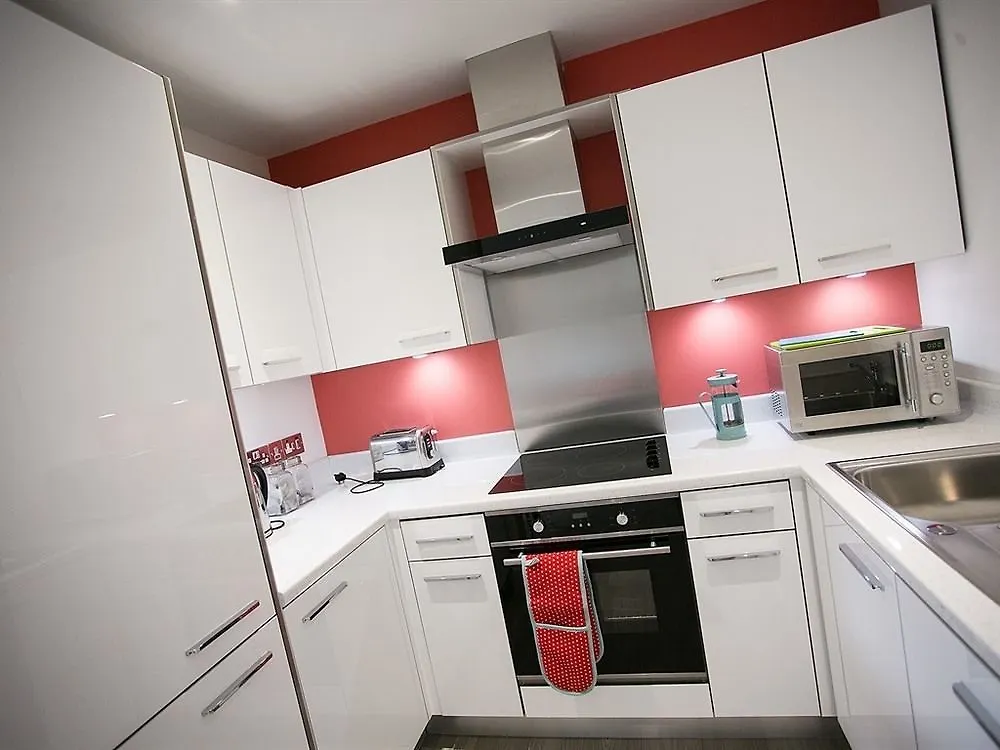 Queens Quarter Apartments Μπέλφαστ