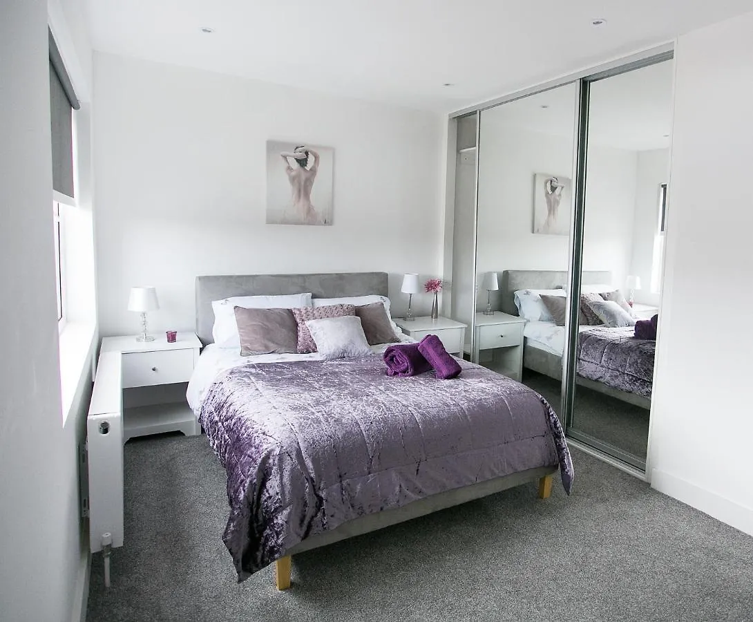 Queens Quarter Apartments Μπέλφαστ