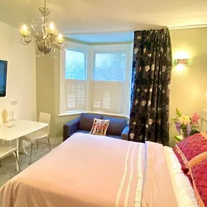 Modern&cosy Flat Apartamento Londres